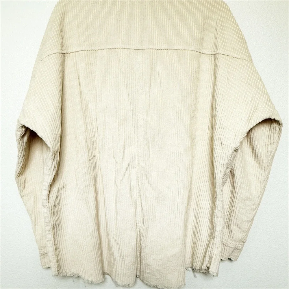 RSQ Mens Cream Wide Wale Corduroy Button Down Shirt Raw Hem XL Oversized Shacket